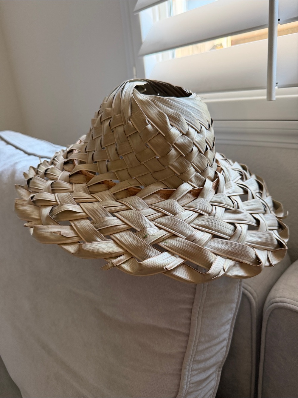 Coconut Frond Sun Hat Handmade - Picture 3 of 3